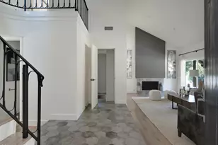2920 Salmon River Cir, Westlake Village, CA 91362 - Photo 9