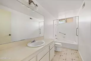 303 Venus St, Thousand Oaks, CA 91360 - Photo 13