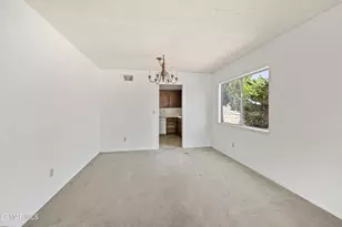 303 Venus St, Thousand Oaks, CA 91360 - Photo 7
