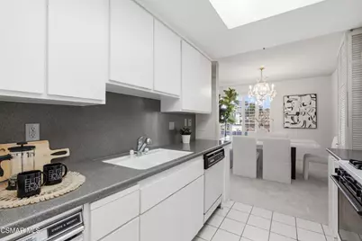 10650 Holman Avenue #202, Los Angeles, CA 90024 - Photo 7