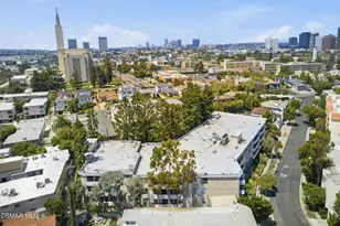 10650 Holman Ave, Los Angeles, CA 90024 - Photo 27