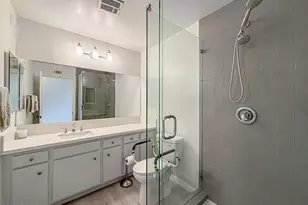 16150 Village 16 Dr, Camarillo, CA 93012 - Photo 21