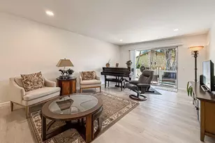 16150 Village 16 Dr, Camarillo, CA 93012 - Photo 7