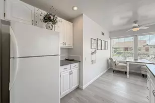 16150 Village 16 Dr, Camarillo, CA 93012 - Photo 13
