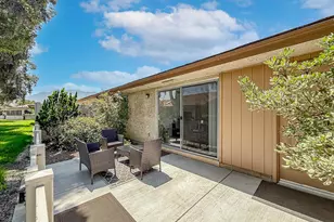 16150 Village 16 Dr, Camarillo, CA 93012 - Photo 29
