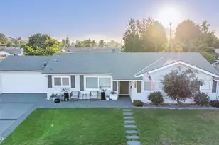 209 Cathy Dr, Thousand Oaks, CA 91320 - Photo 1