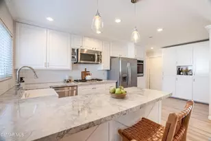 209 Cathy Dr, Thousand Oaks, CA 91320 - Photo 7