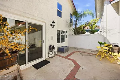 974 Quarterhorse Lane, Oak Park, CA 91377 - Photo 5