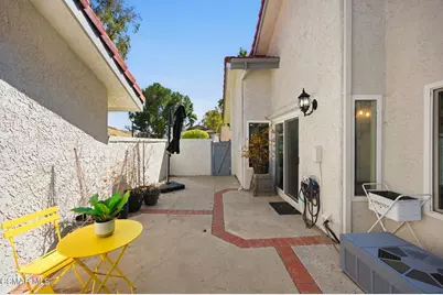 974 Quarterhorse Lane, Oak Park, CA 91377 - Photo 25