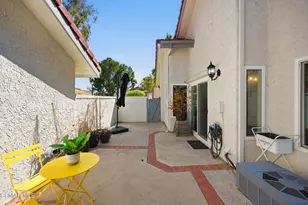 974 Quarterhorse Ln, Oak Park, CA 91377 - Photo 25