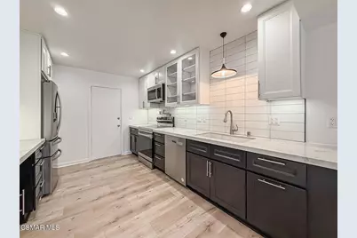 4807 Woodley Avenue #207, Encino, CA 91436 - Photo 13