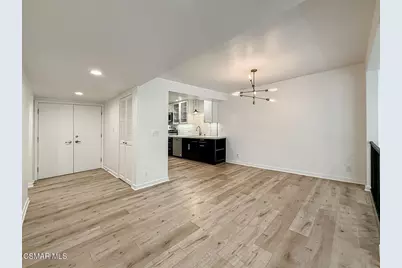 4807 Woodley Avenue #207, Encino, CA 91436 - Photo 9