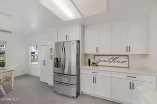 12154 Cherry Grove St, Moorpark, CA 93021 - Photo 13