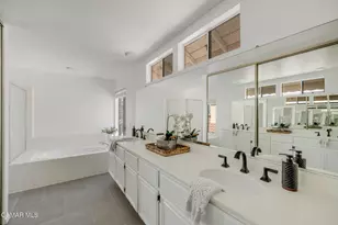 12154 Cherry Grove St, Moorpark, CA 93021 - Photo 27
