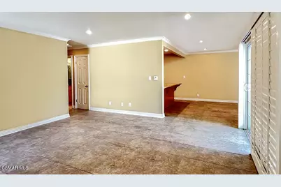 6501 Vanalden Avenue #6, Reseda, CA 91335 - Photo 7