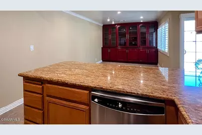 6501 Vanalden Avenue #6, Reseda, CA 91335 - Photo 13