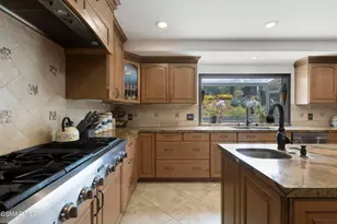 1450 Calle Avellano, Thousand Oaks, CA 91360 - Photo 9