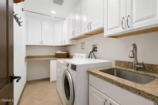 1450 Calle Avellano, Thousand Oaks, CA 91360 - Photo 23