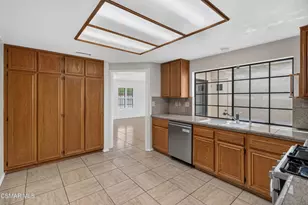 704 Wind Willow Way, Simi Valley, CA 93065 - Photo 23