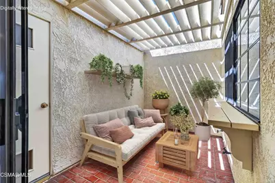 704 Wind Willow Way, Simi Valley, CA 93065 - Photo 17