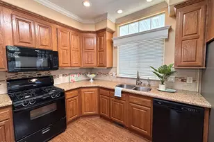 111 Piute Dr, Thousand Oaks, CA 91362 - Photo 13