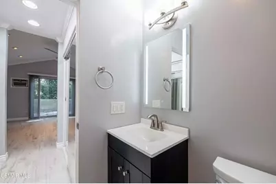 30730 Davey Jones Drive, Agoura Hills, CA 91301 - Photo 35