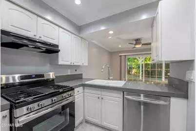 30730 Davey Jones Drive, Agoura Hills, CA 91301 - Photo 21