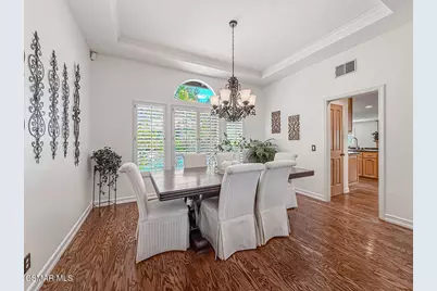 667 Azure Hills Drive, Simi Valley, CA 93065 - Photo 11