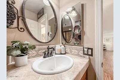 667 Azure Hills Drive, Simi Valley, CA 93065 - Photo 29