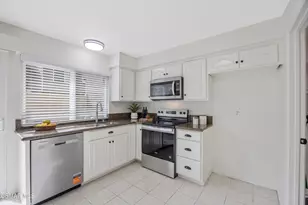 2664 La Paloma Cir, Thousand Oaks, CA 91360 - Photo 15