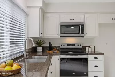 2664 La Paloma Circle, Thousand Oaks, CA 91360 - Photo 11