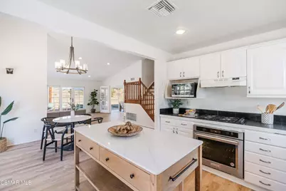 1689 Sunnydale Court, Simi Valley, CA 93065 - Photo 13