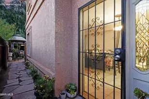 458 W Spruce Ave, Pinedale, CA 93650 - Photo 13