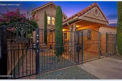 458 W Spruce Avenue, Pinedale, CA 93650 - Photo 1