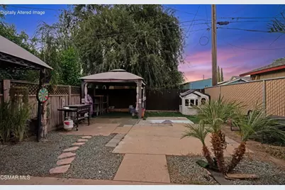 458 W Spruce Avenue, Pinedale, CA 93650 - Photo 17