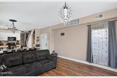 458 W Spruce Avenue, Pinedale, CA 93650 - Photo 3