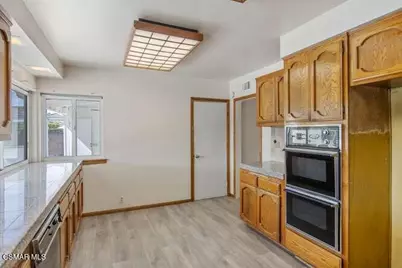 1558 Dover Avenue, Thousand Oaks, CA 91360 - Photo 17