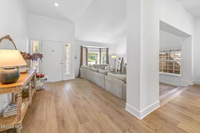 2690 Deerwood Avenue, Simi Valley, CA 93065 - Photo 3