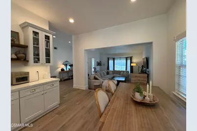 2690 Deerwood Avenue, Simi Valley, CA 93065 - Photo 5