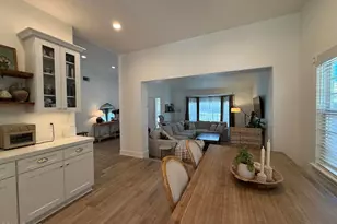 2690 Deerwood Ave, Simi Valley, CA 93065 - Photo 5