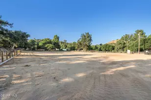 10869 Farralone Ave, Chatsworth, CA 91311 - Photo 17