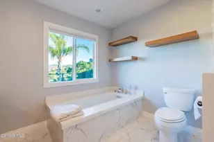 2252 Hillsbury Rd, Westlake Village, CA 91361 - Photo 43