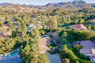 2252 Hillsbury Rd, Westlake Village, CA 91361 - Photo 3