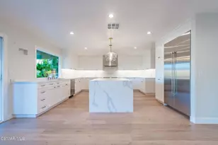 2252 Hillsbury Rd, Westlake Village, CA 91361 - Photo 15