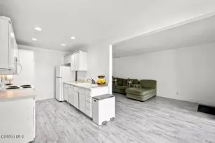 1218 Landsburn Cir, Westlake Village, CA 91361 - Photo 13