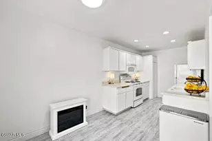1218 Landsburn Cir, Westlake Village, CA 91361 - Photo 11