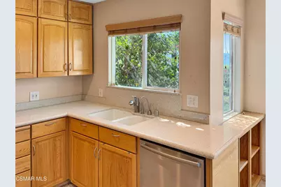 2161 Stoneman Street, Simi Valley, CA 93065 - Photo 39