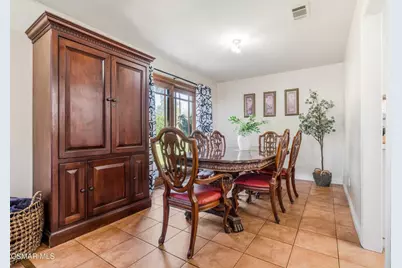 652 Stonebrook Street, Simi Valley, CA 93065 - Photo 9