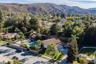652 Stonebrook St, Simi Valley, CA 93065 - Photo 47