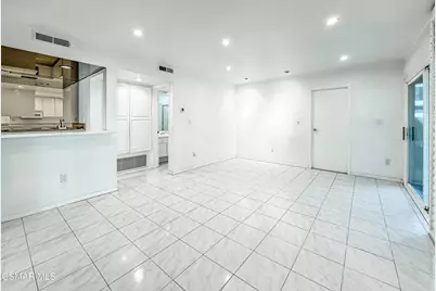 10435 Larwin Avenue, Chatsworth, CA 91311 - Photo 13